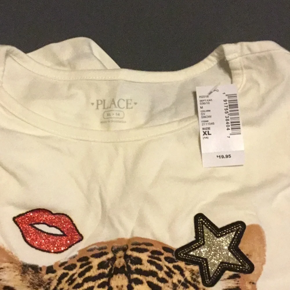 Long sleeve tiger top